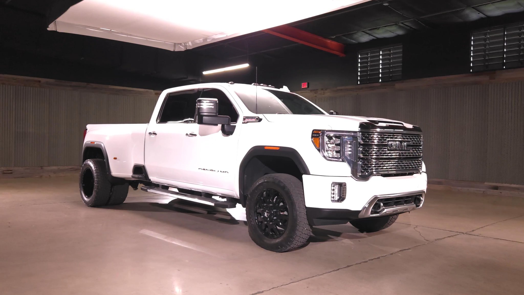 Lifted Trucks - #T33803 - 2021 GMC Sierra 3500HD Denali Crew Cab