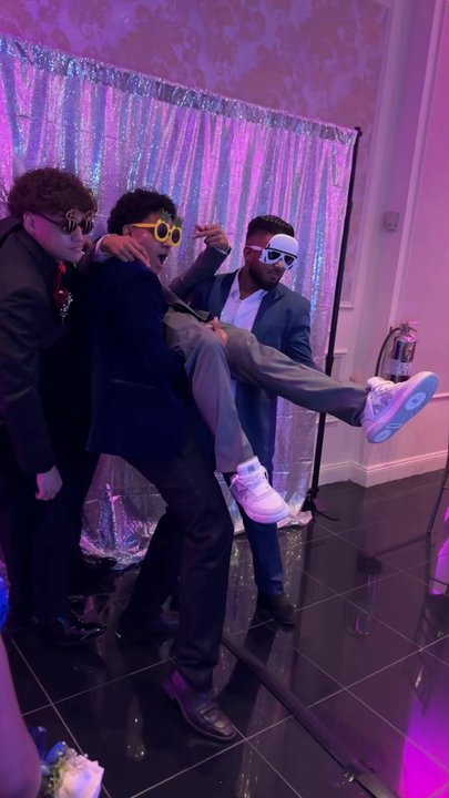 Sharp Shots NYC - Photo Booth Rentals Near Me