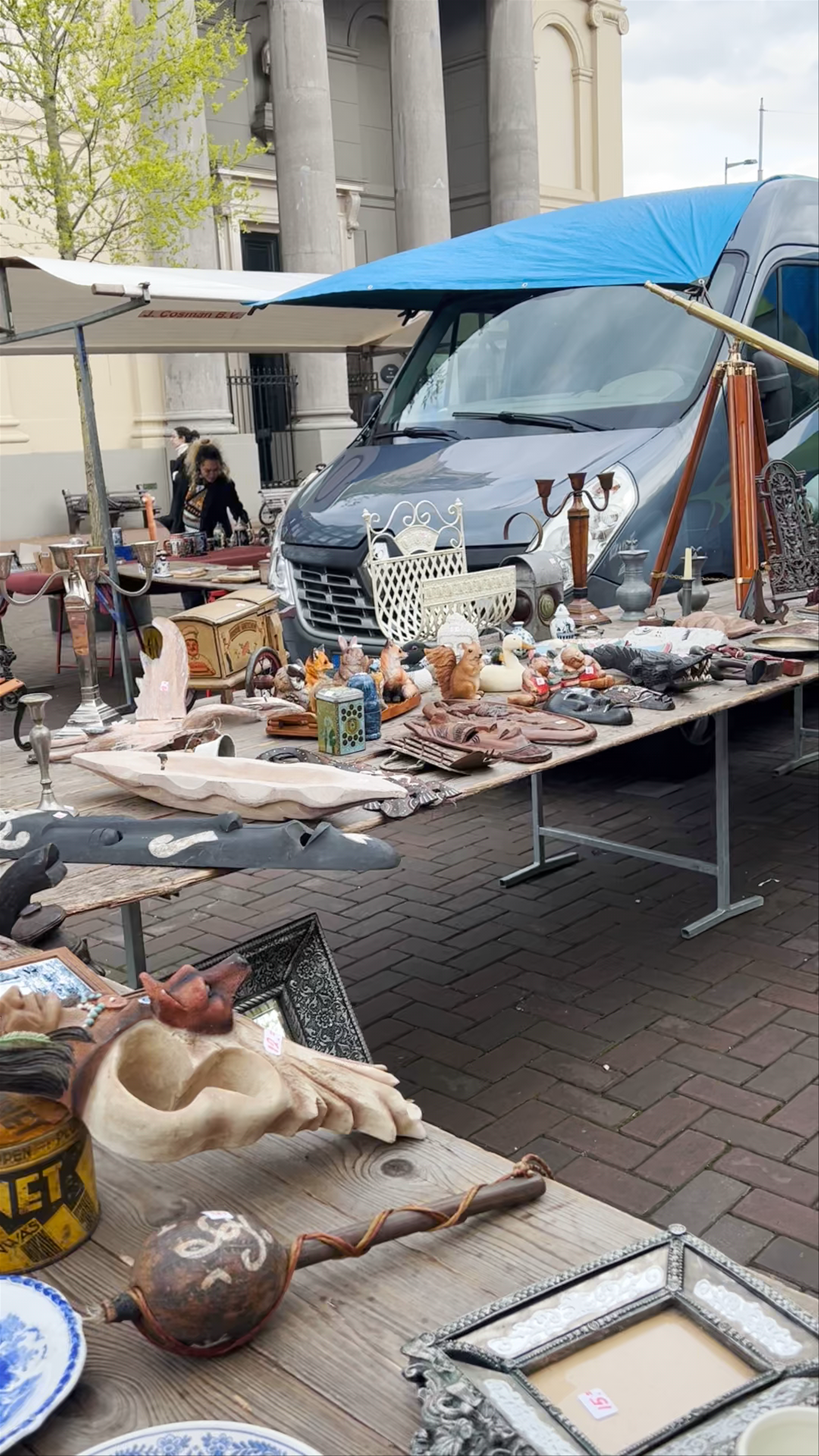Waterlooplein Market: Eclectic Open-Air Treasures in Amsterdam