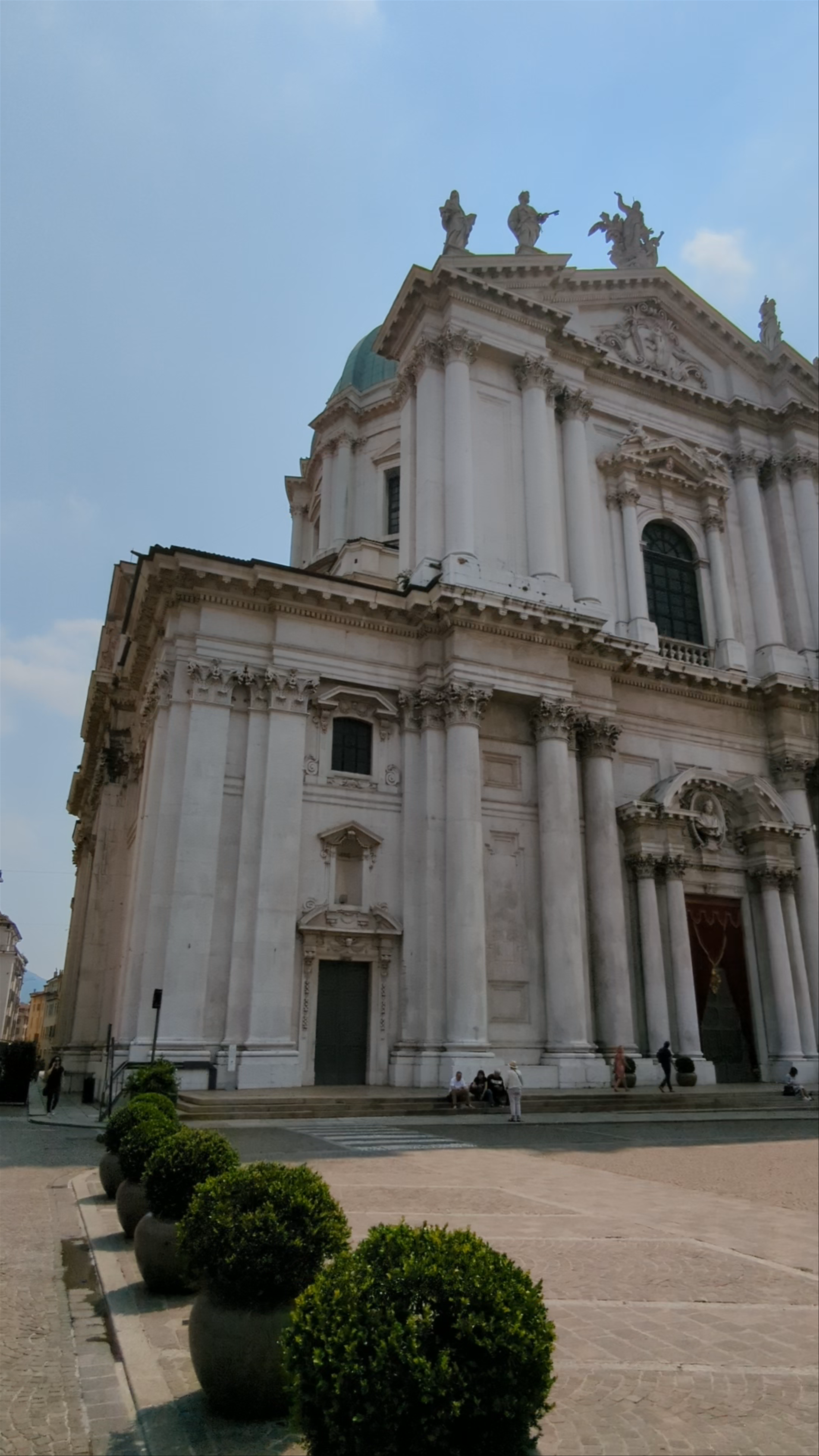 Exploring Paul VI Square: Baroque Grandeur in the Heart of Brescia