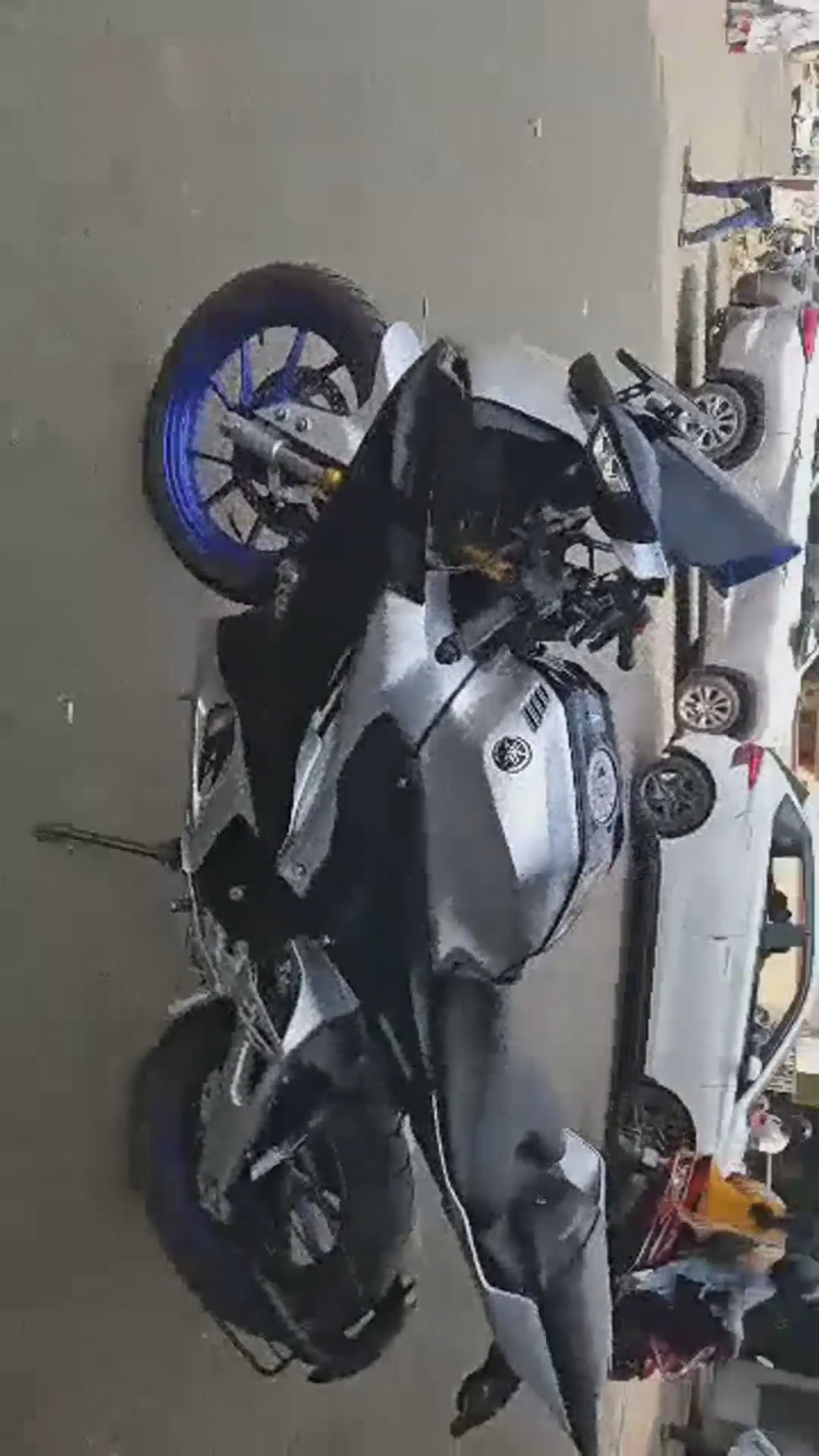 Walk-around video thumbnail