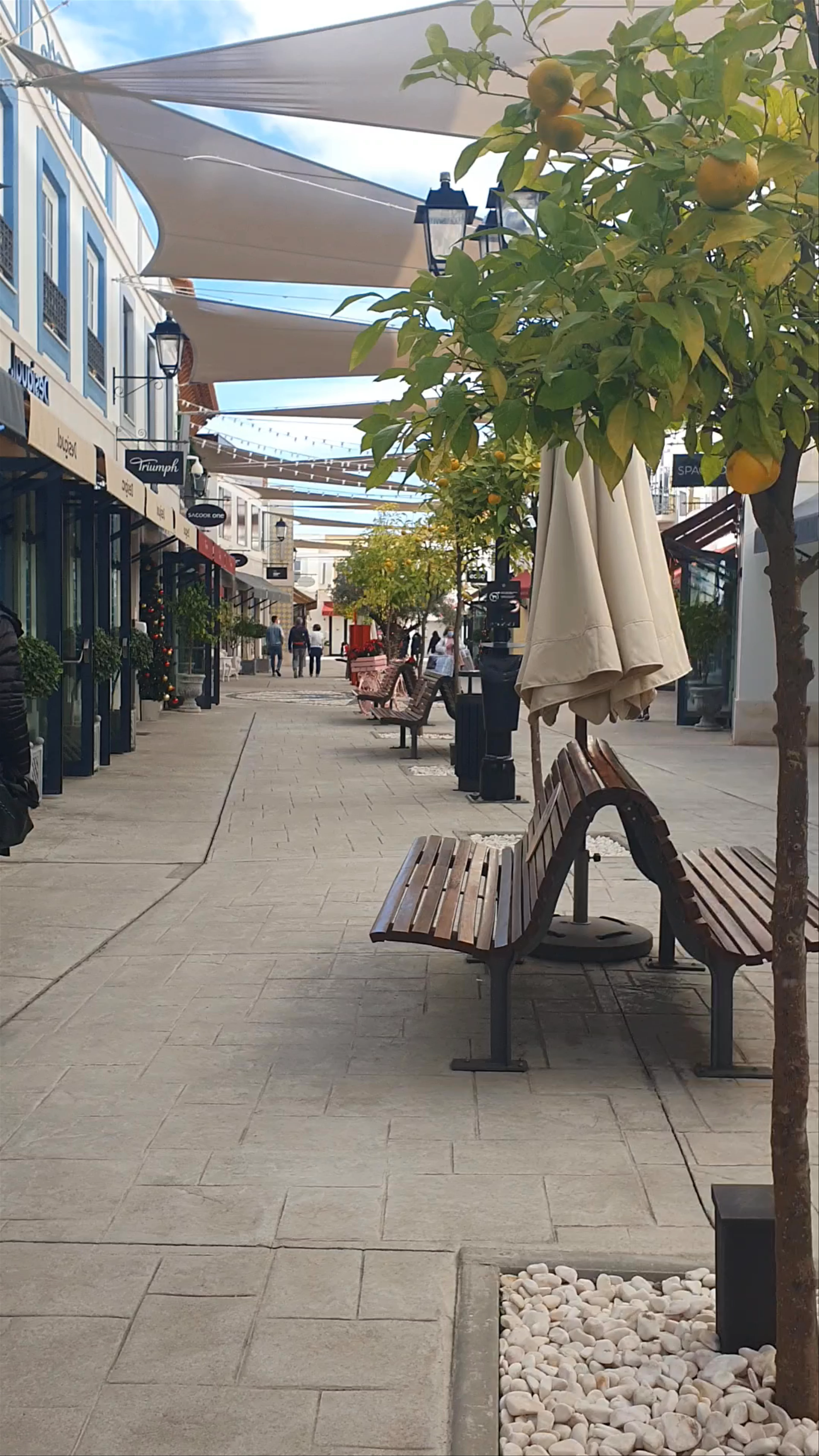 Loule Shopping Center