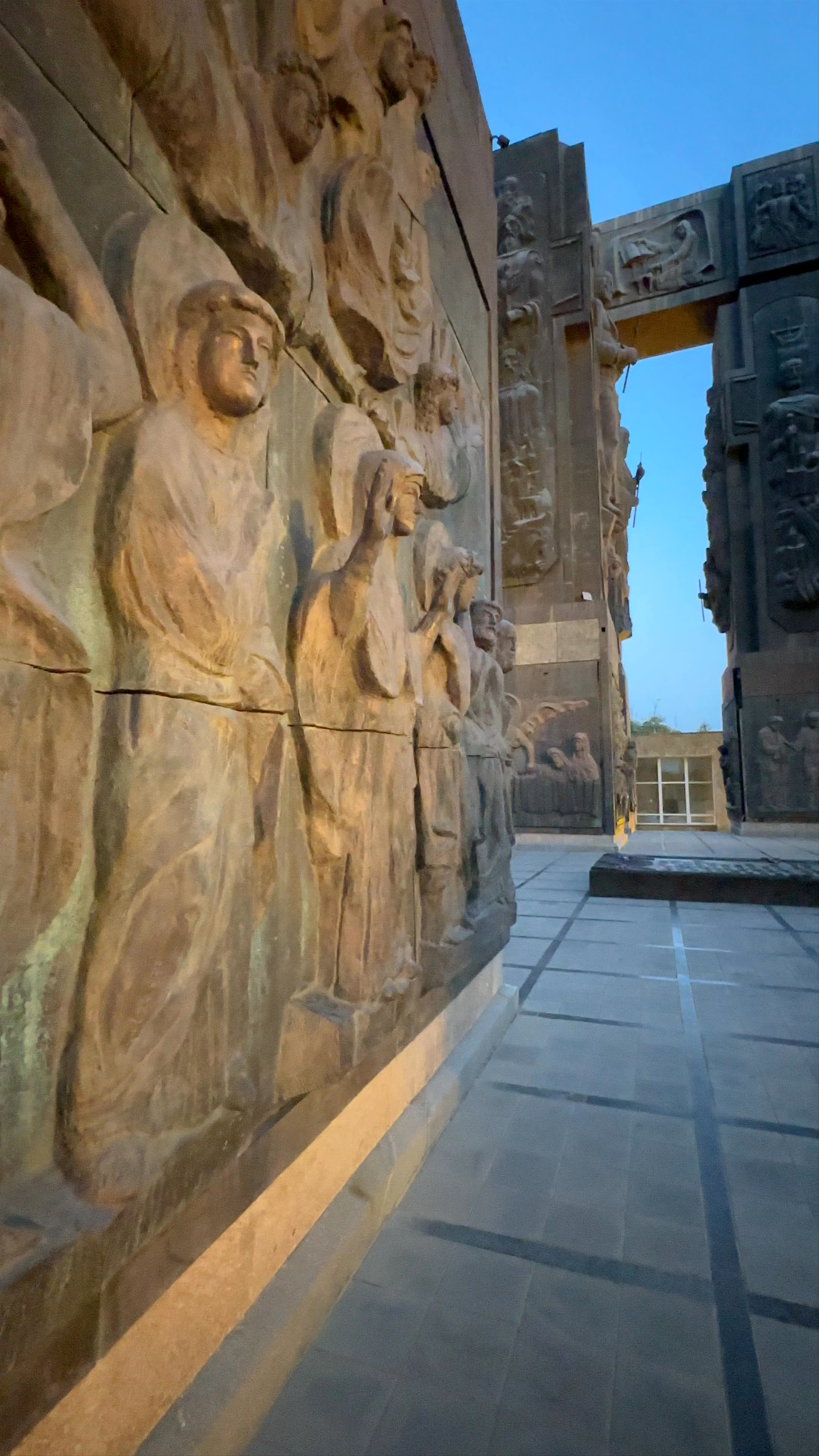 Chronicles of Georgia: Monumental History in Tbilisi