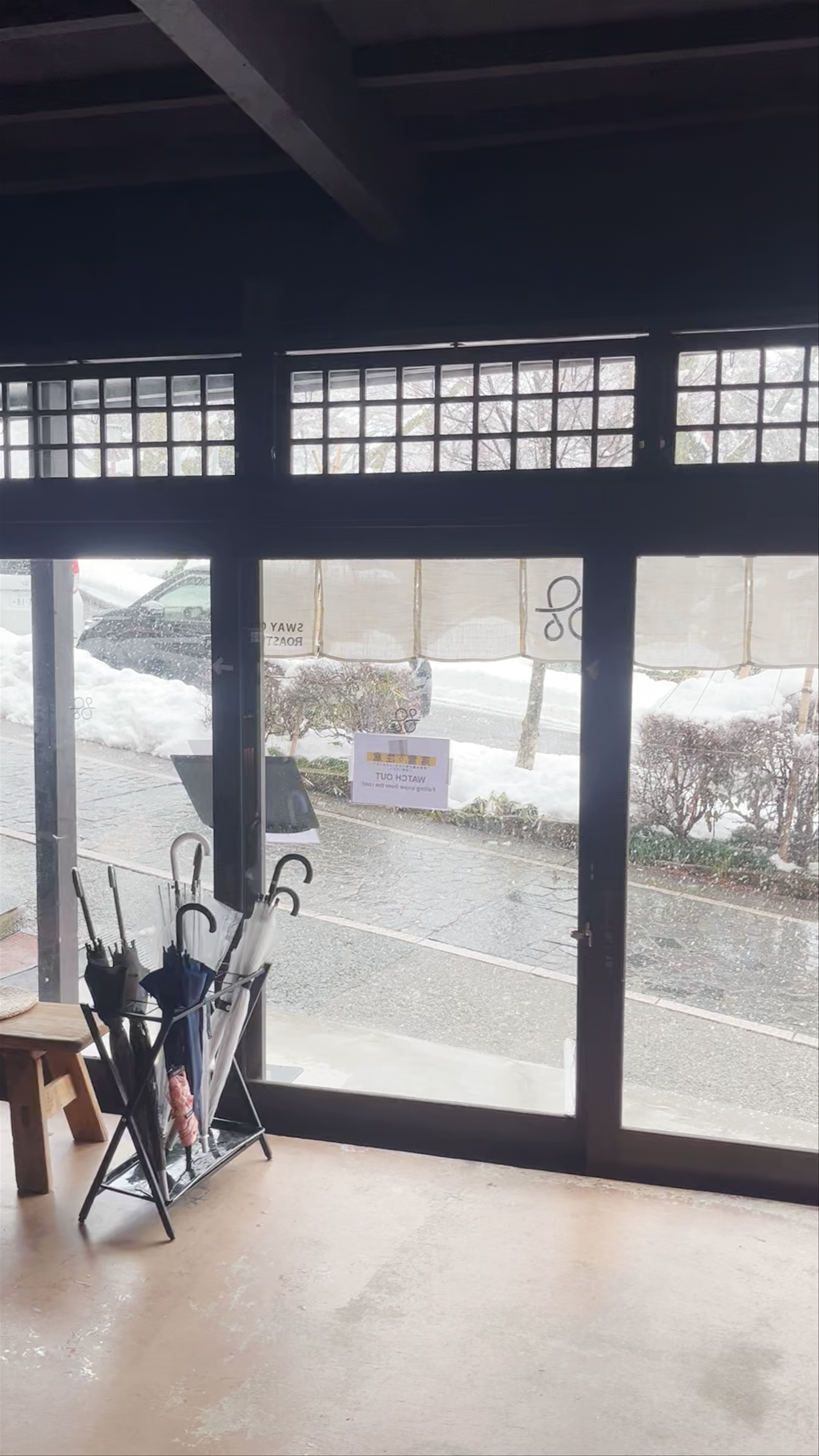 Warm Escape at SWAY Coffee Roaster Kanazawa