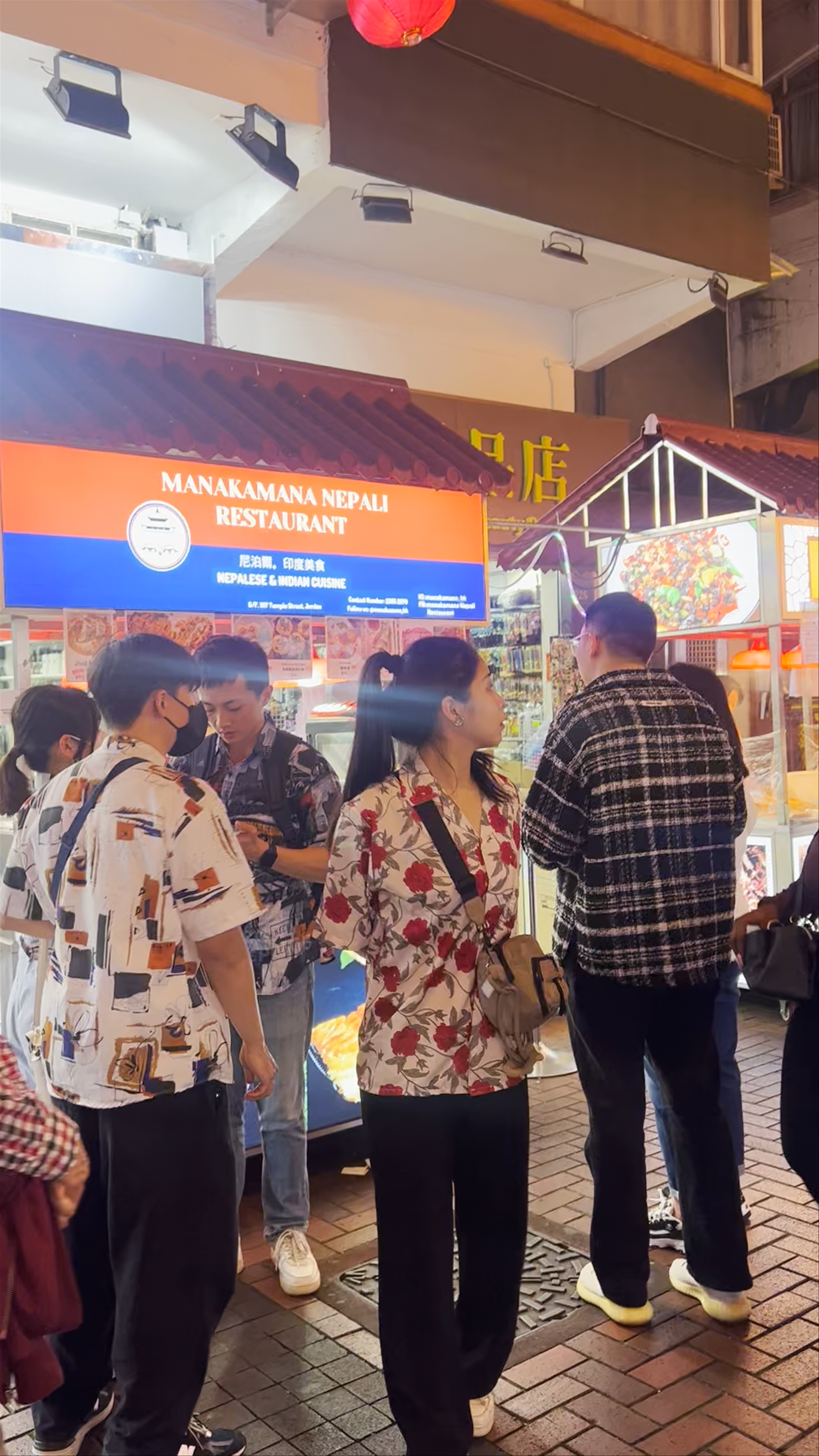 Temple Street Night Market: Vibrant Street Food and Nightlife in Hong Kong