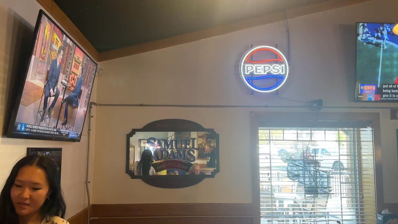 Duff's Famous Wings - Inside view - Chicken Wings Near Me - Depew, New York