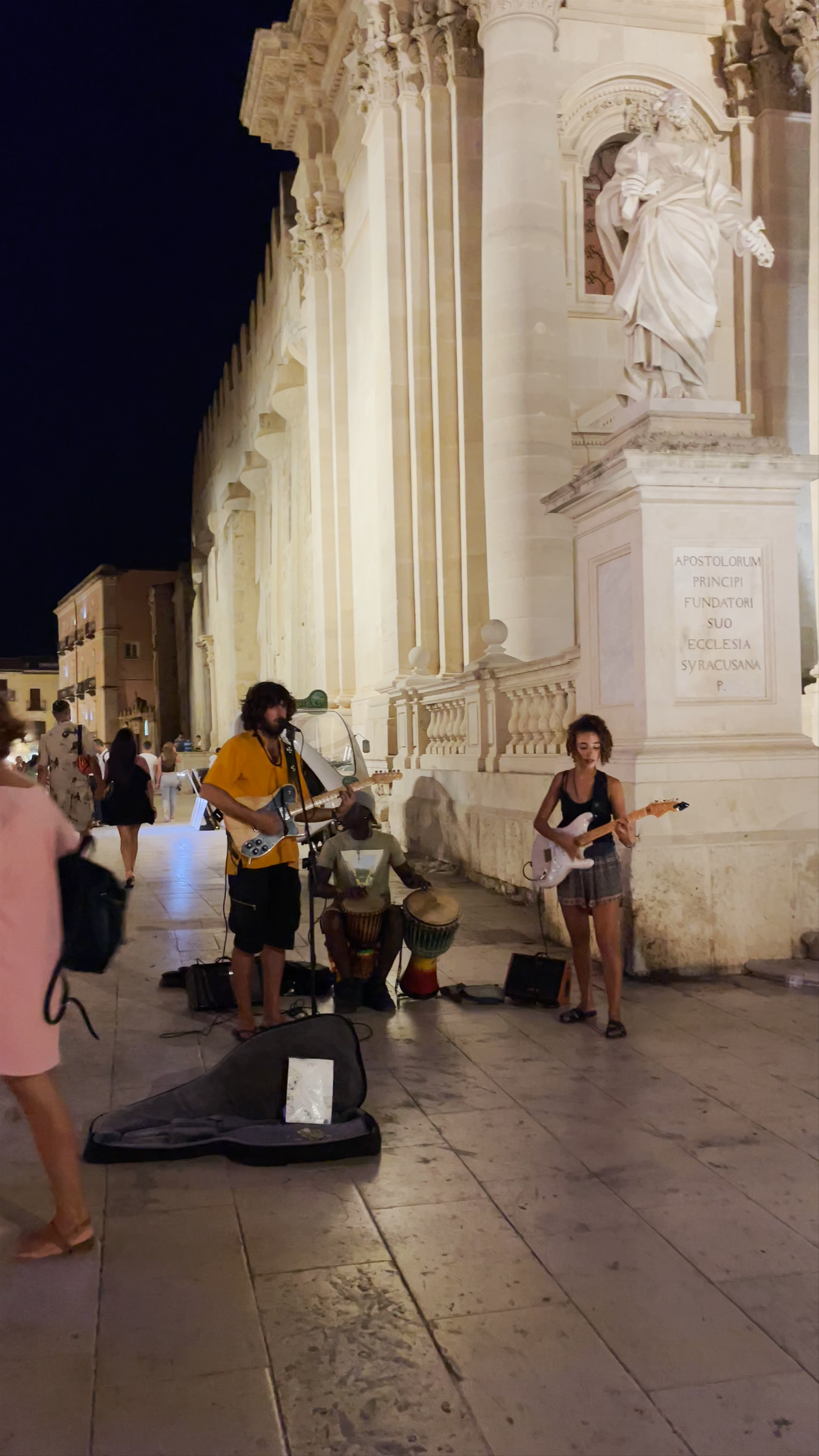 Night Vibes and Live Music at Piazza Duomo, Siracusa