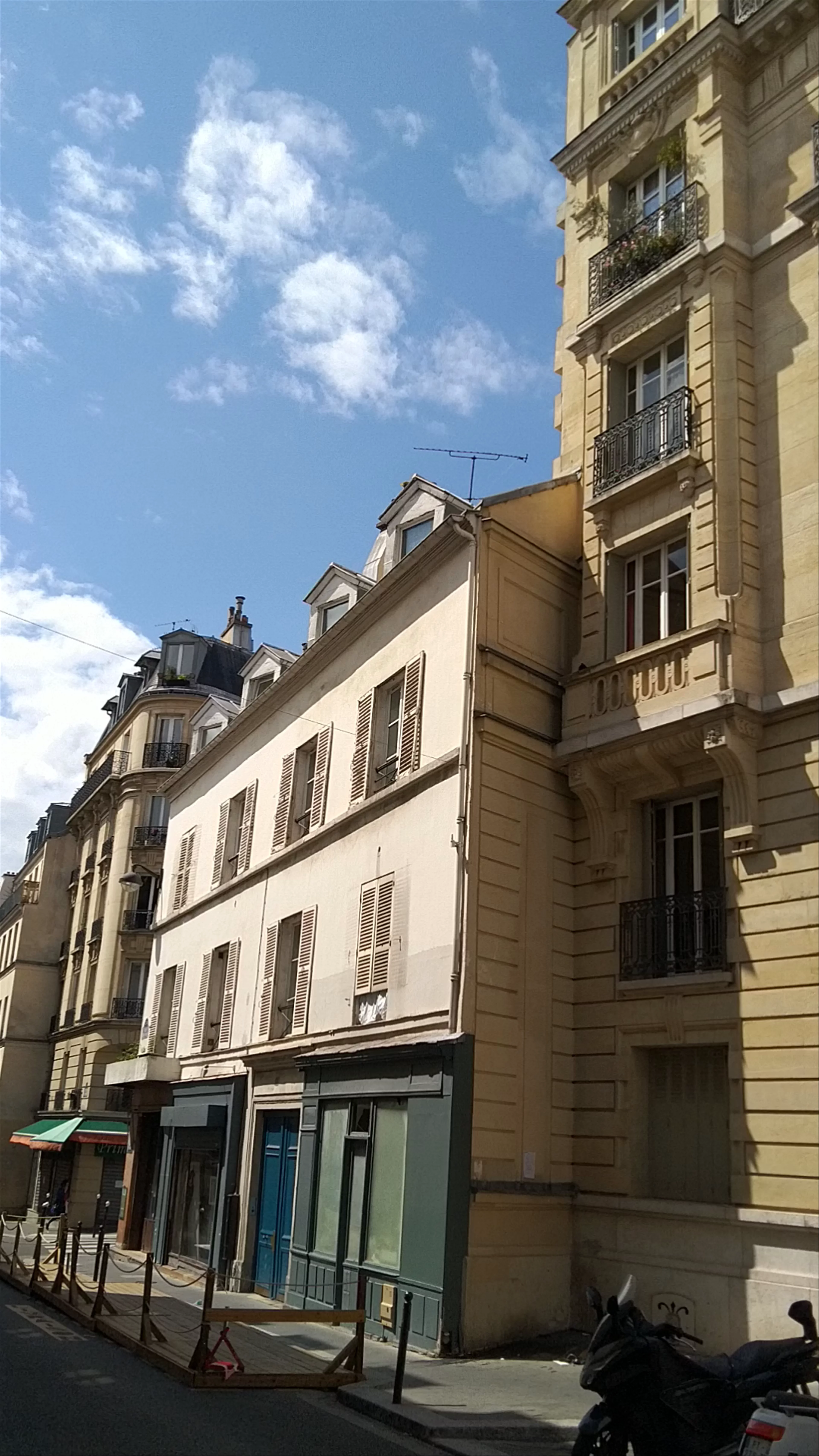 Rue des Dames