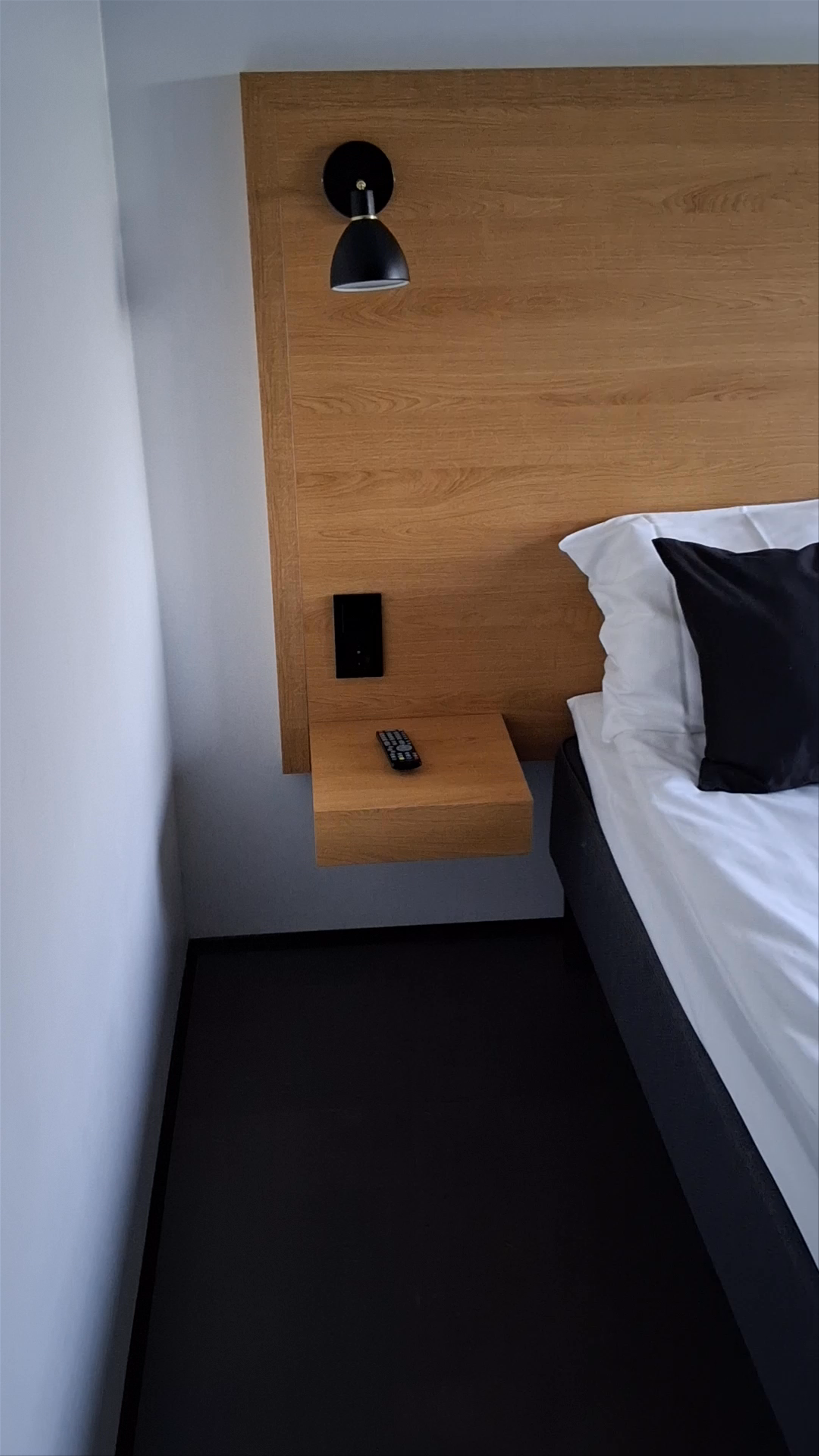 201 HOTEL