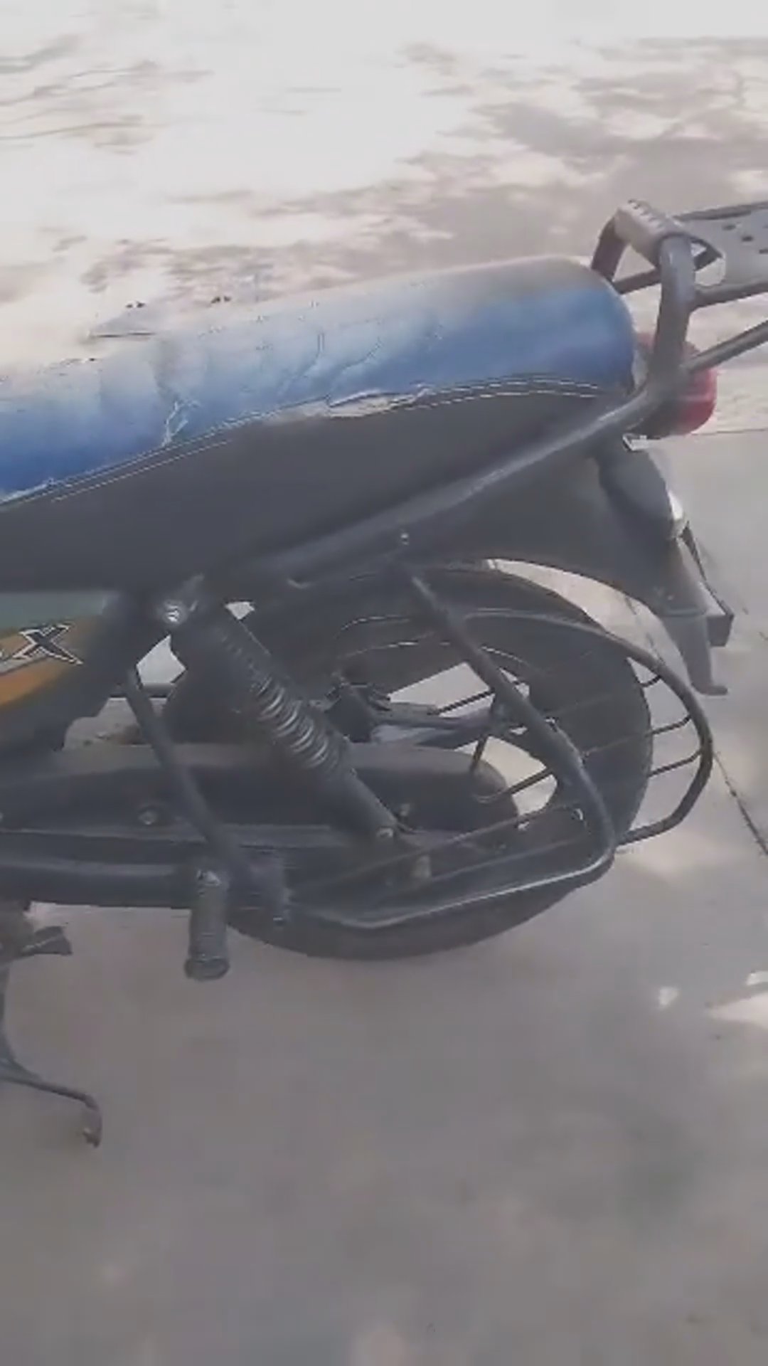 Walk-around video thumbnail