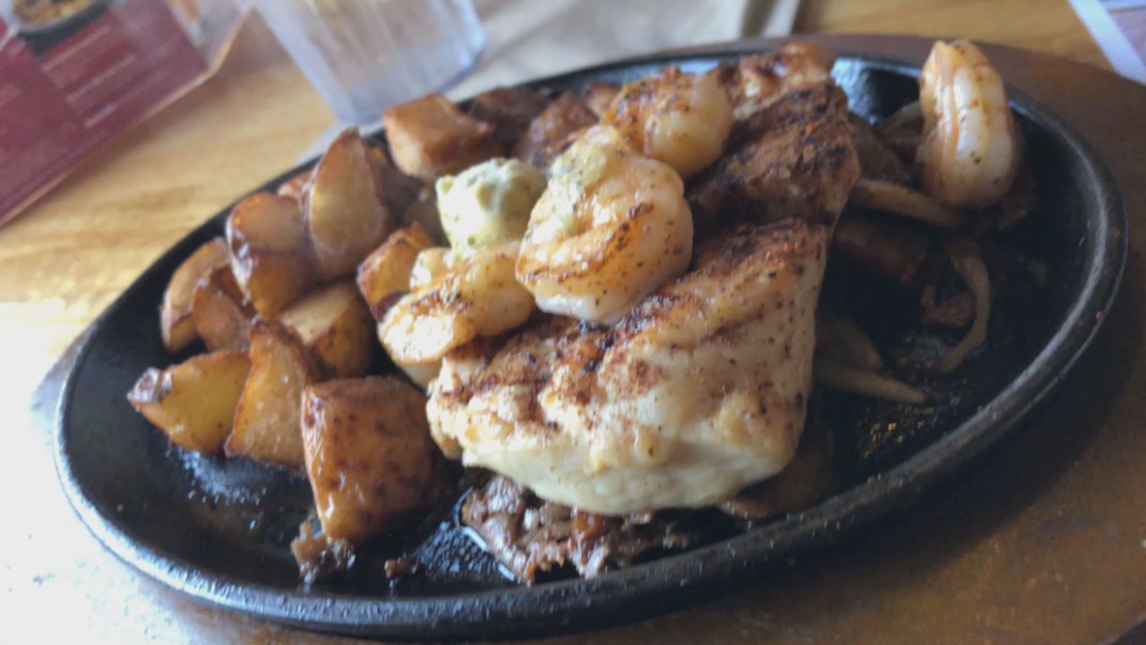 Applebee's Grill + Bar - American Near Me - Commack, New York