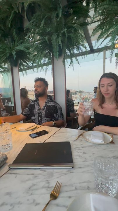 Sky Bar - Inside - Bars Near Me - Lisbon, 11
