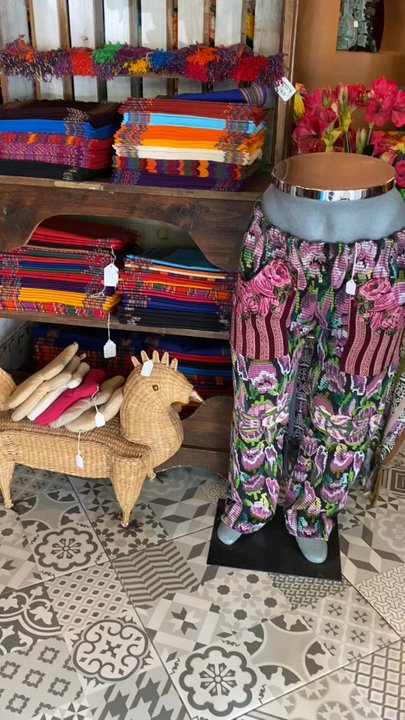 Ponciana - Place matts, table runners, cloth napkins all handmade. - Home & Garden Near Me - Puerto Vallarta, JAL