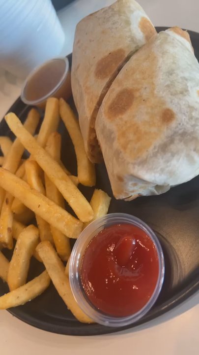 Maria Cruz - Here we have a little snap of our plates before we got to chow down! - Vegan Near Me - McAllen, Texas