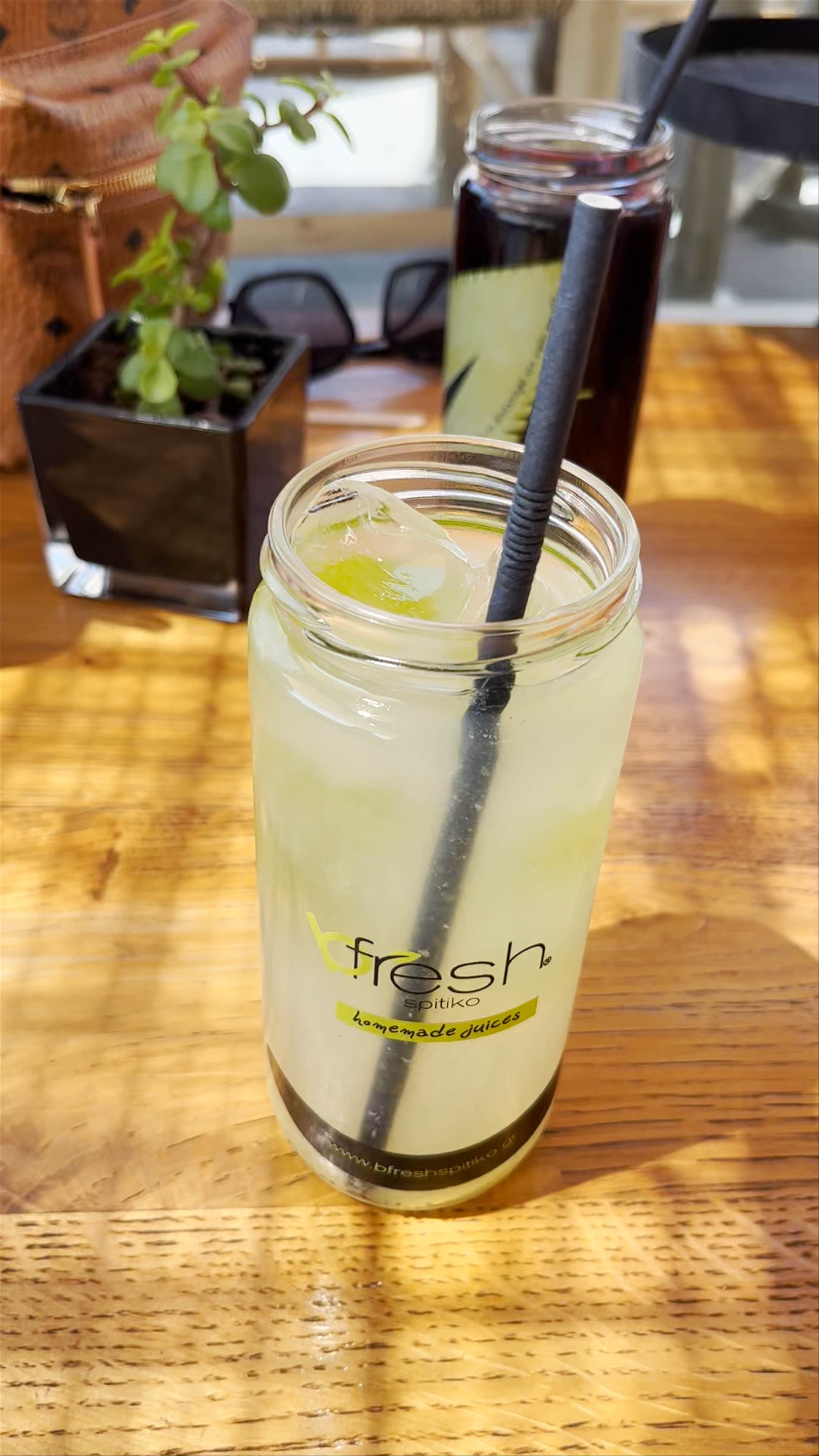 Idol Restaurant Bar