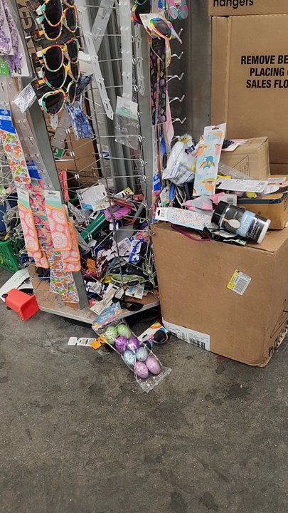 Dollar Tree - Church Ave One Dollar Twenty-Five PLUS Tree wasn't too bad today. Someone's been organizing. Kinda. Tehehe. - Discount Store Near Me - Flatbush - Ditmas Park, New York