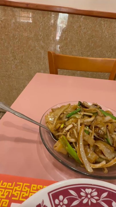 Full Kee - Beef Chow Fun - Chinese Near Me - Washington, DC, District of Columbia