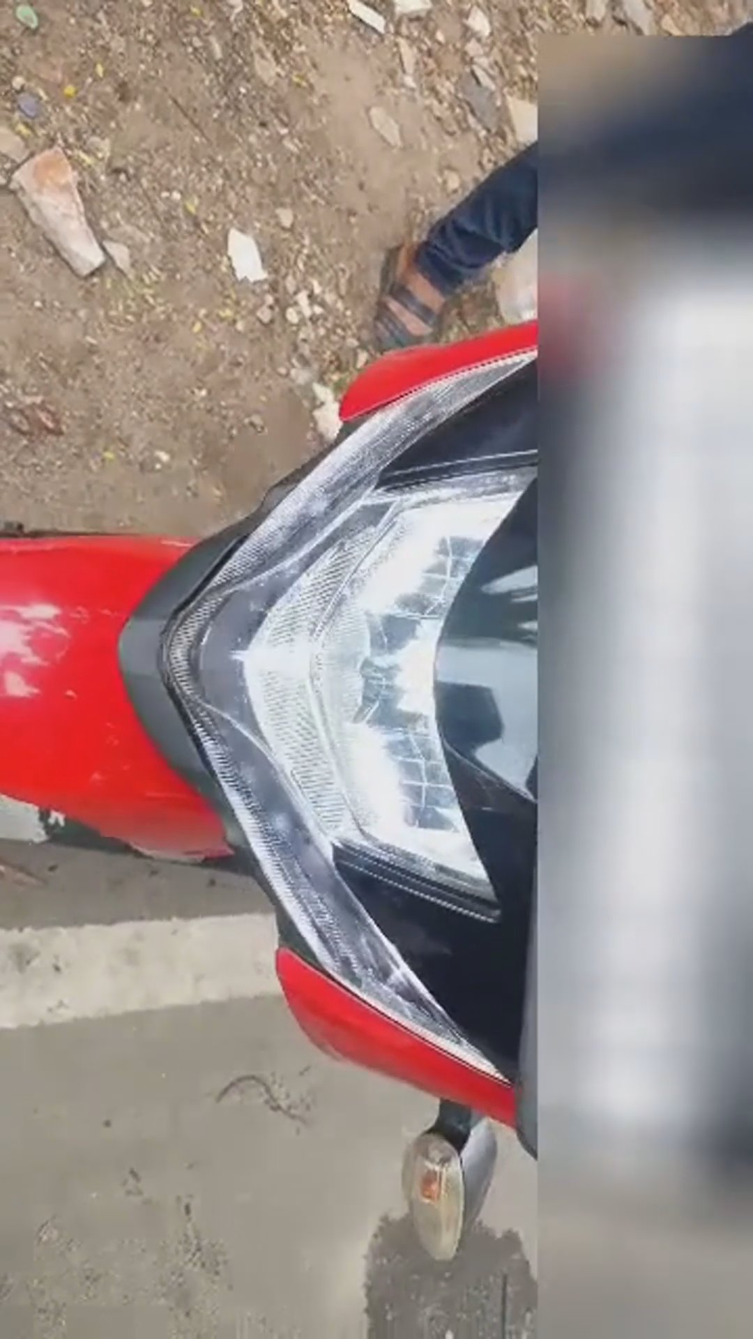 Walk-around video thumbnail