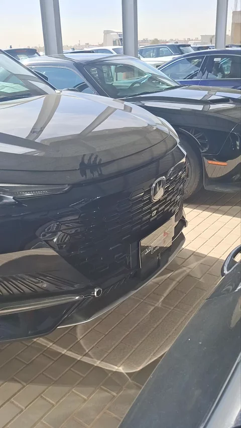 شانجان يوني كي Elite 2024