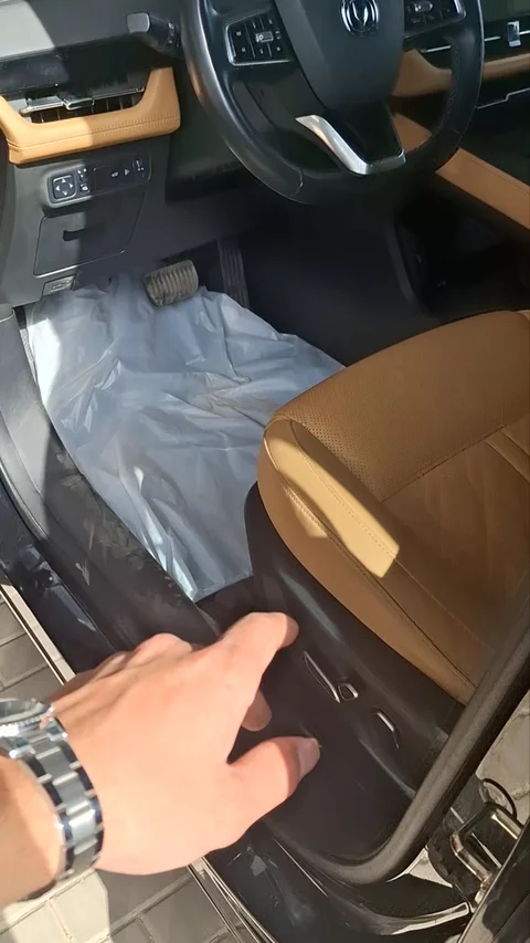 شانجان يوني كي Elite 2024