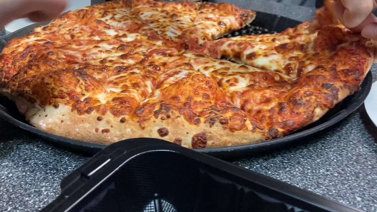 Killer Pizza From Mars - Cheese pizza - Pizza Near Me - Oceanside, California