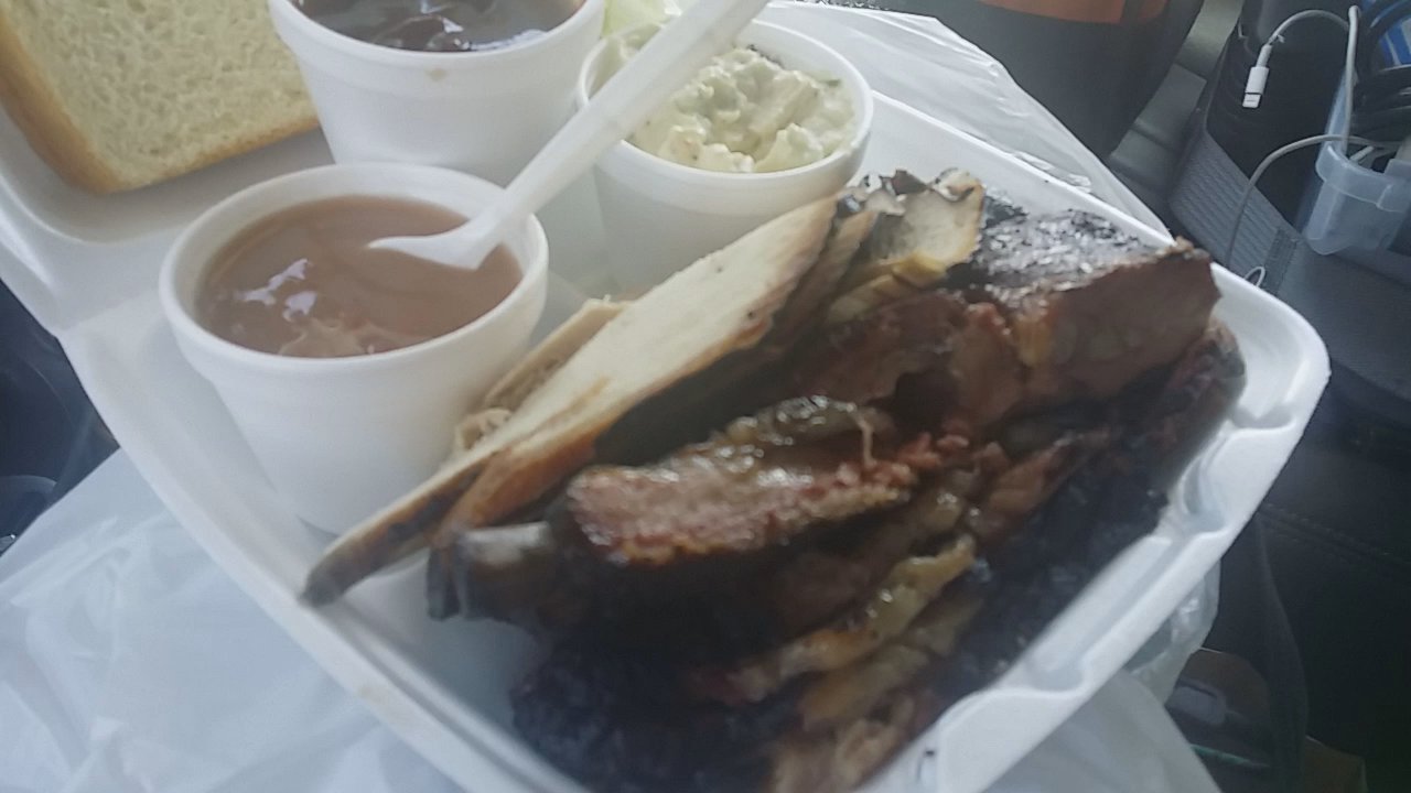 Bare Bull BBQ - Barbeque Near Me - Canyon Lake, Texas
