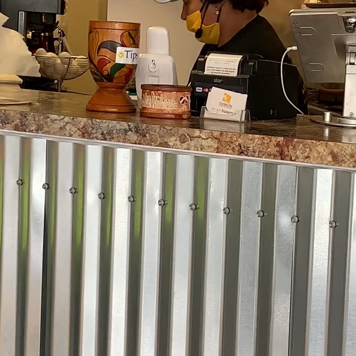 Cafecito - They're not properly wearing their masks here and staff is rude when asked to correct this. - Latin American Near Me - Paterson, New Jersey