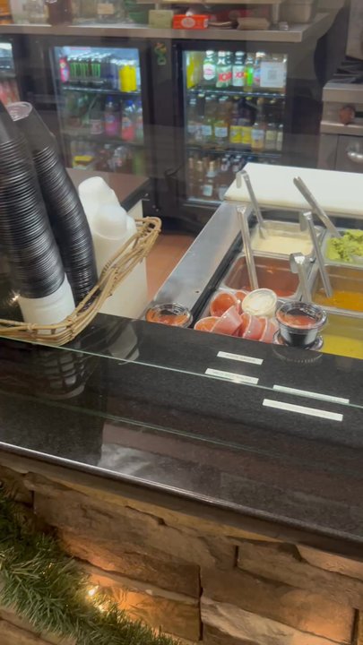 Los Burritos - Counter - Mexican Near Me - Chesapeake, Virginia