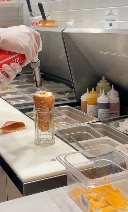 Eva's Original Chimneys - Desserts Near Me - Mississauga, Ontario