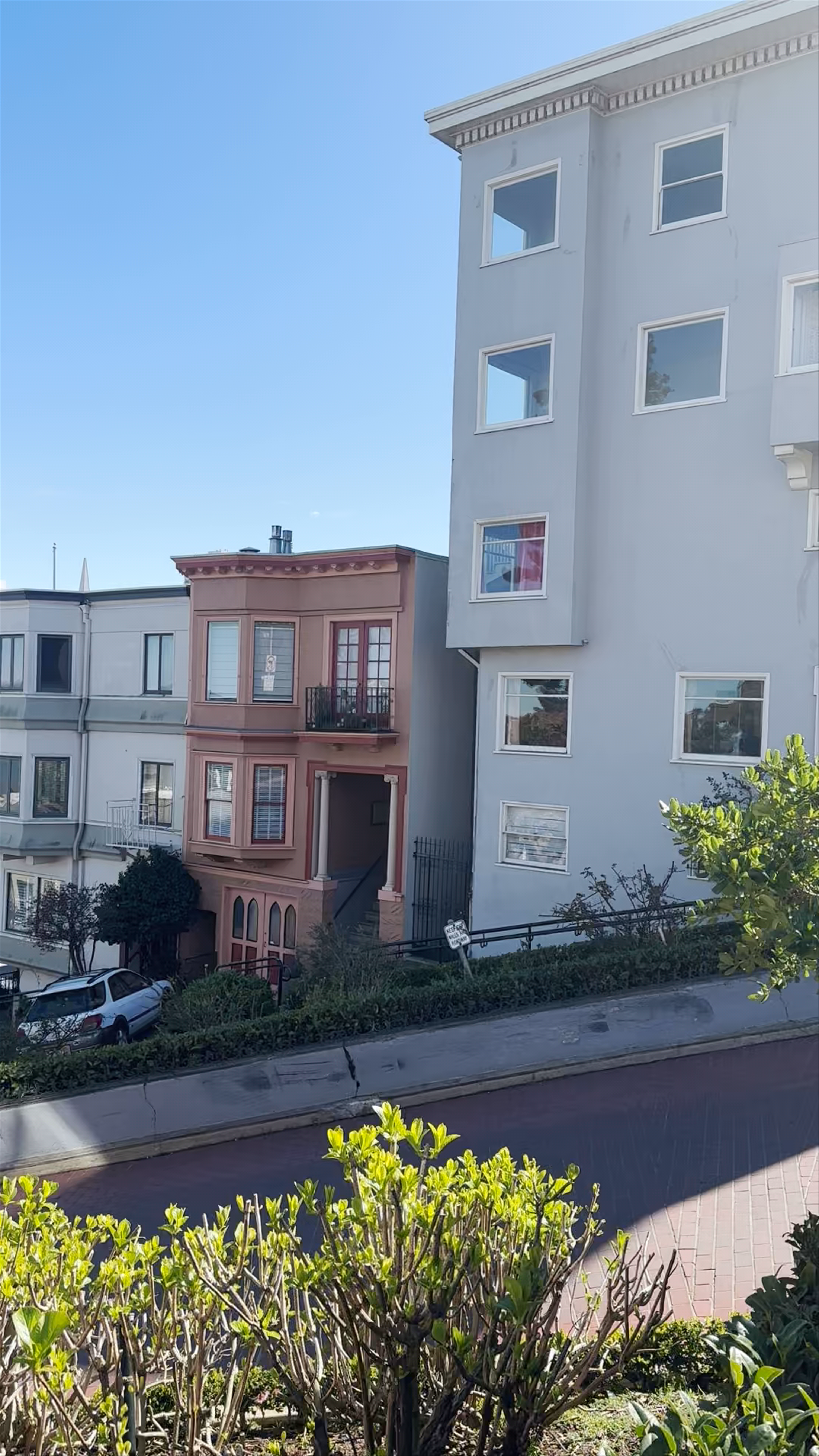 Lombard Street: San Francisco’s Iconic Curvy Road Adventure