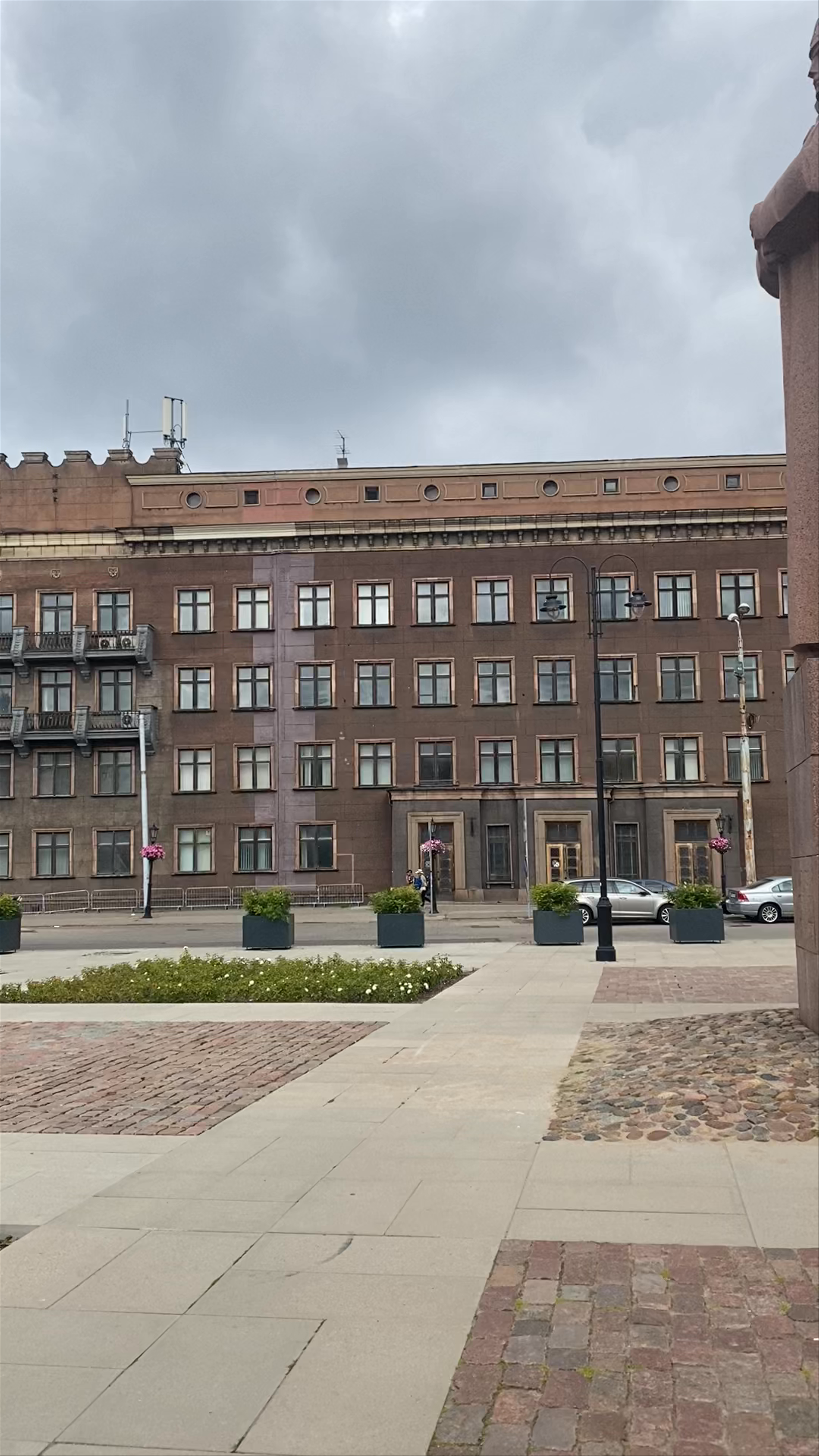 Latvian Riflemen Monument: A Reflective Symbol in Riga's Central District