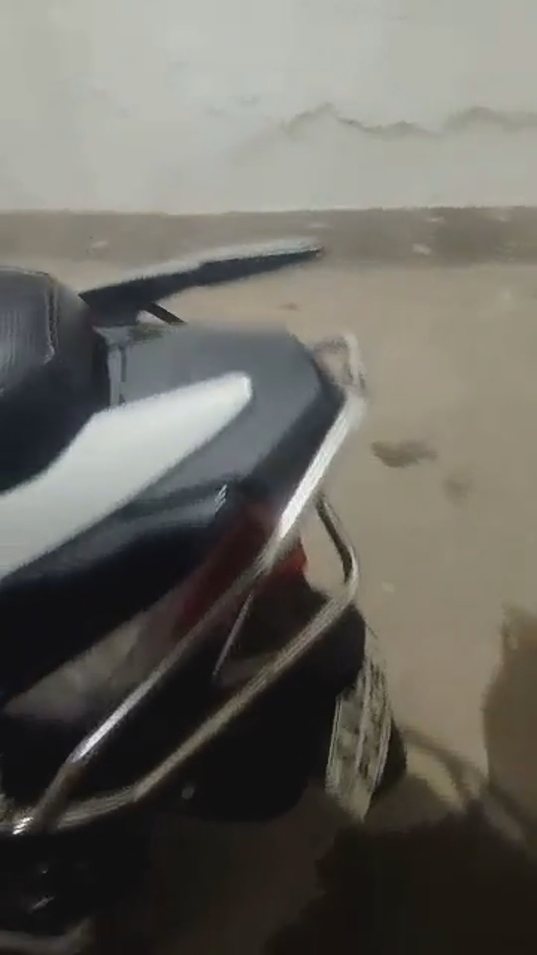 Walk-around video thumbnail