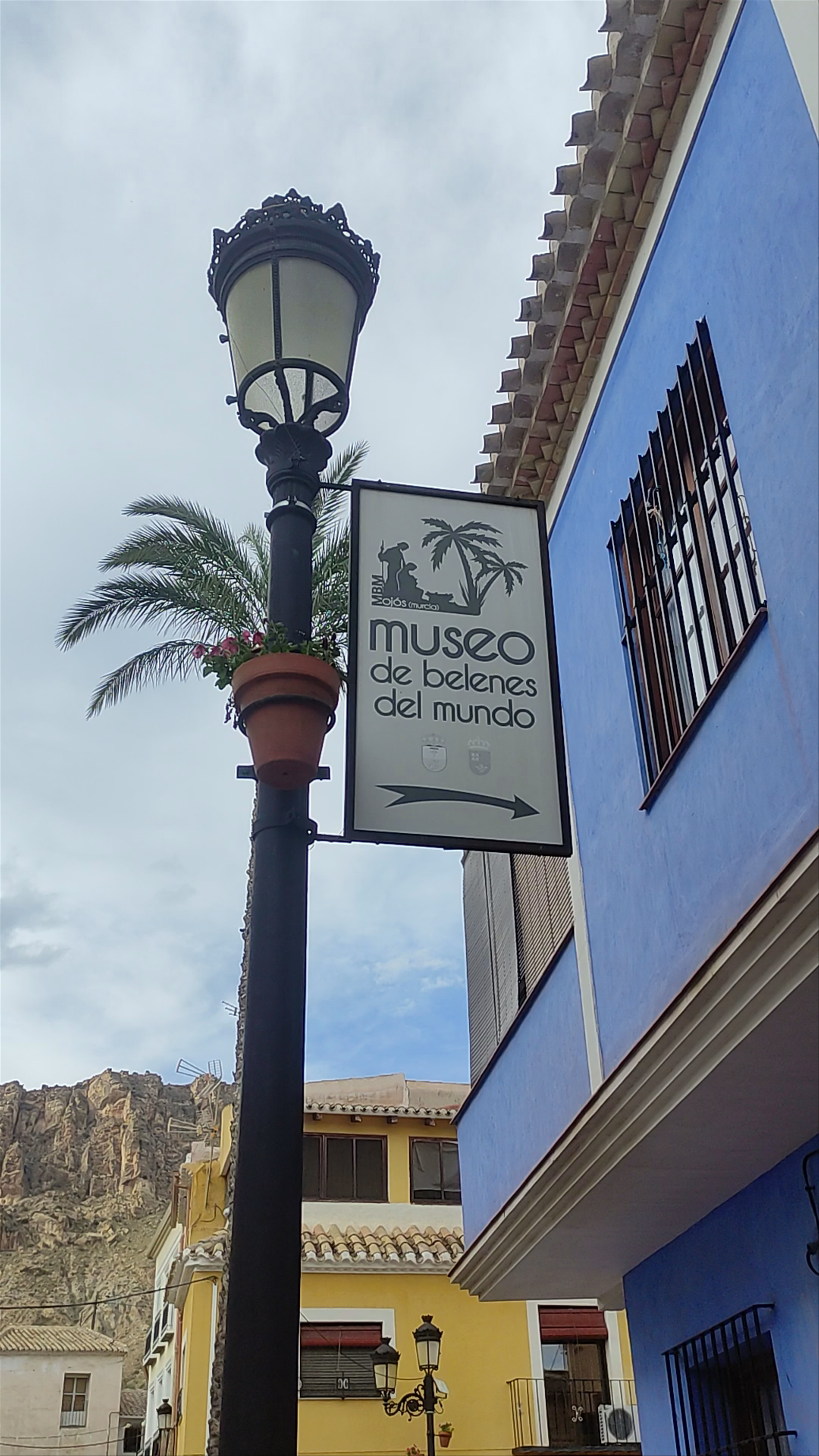 Museo de Belenes del Mundo: A World of Nativity Art in Ojós