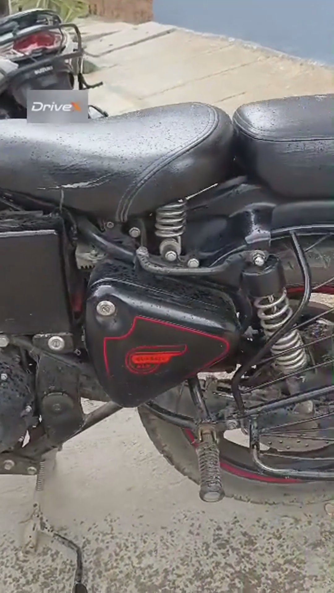 Walk-around video thumbnail