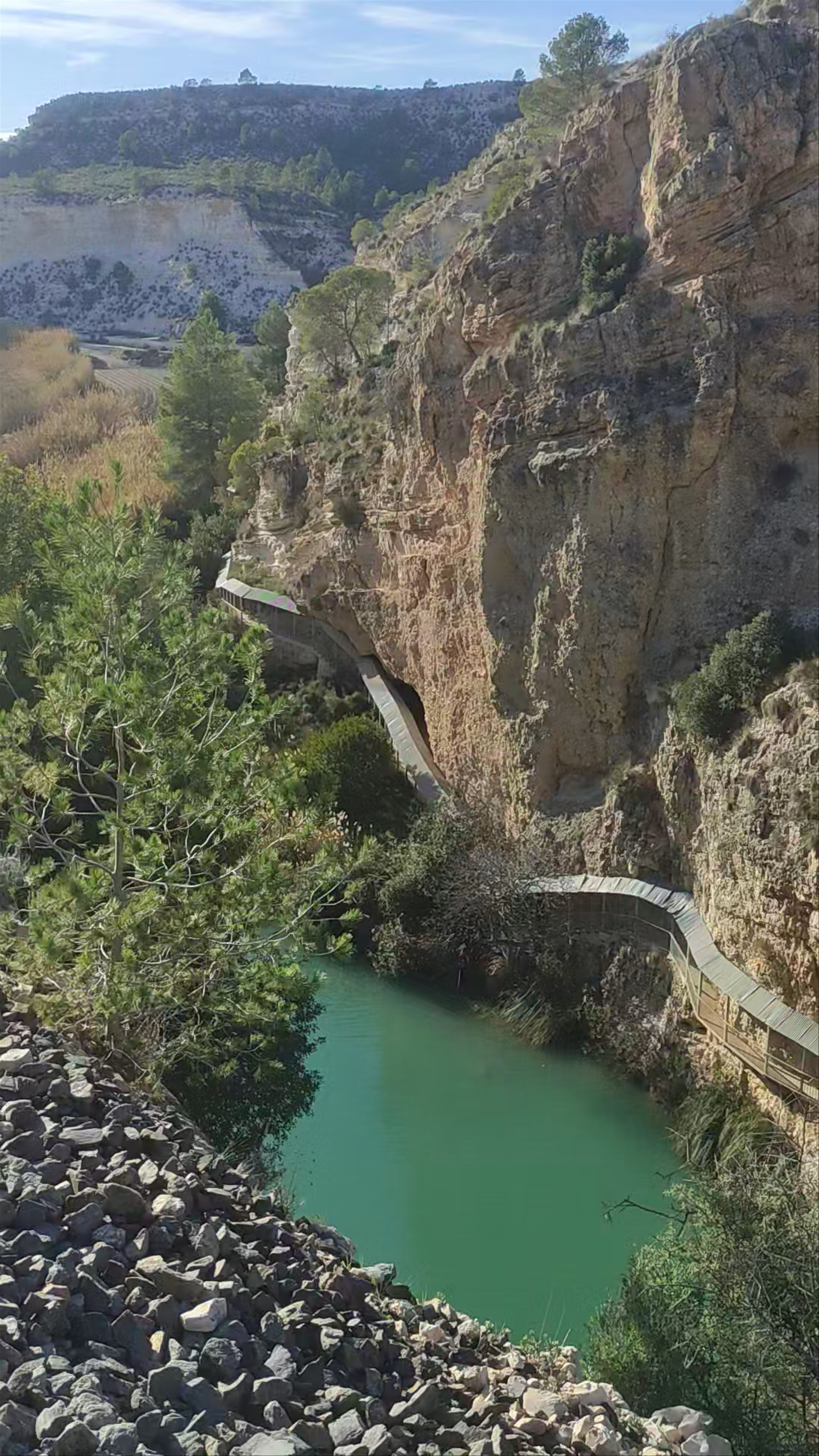 Almadenes del Río Mundo