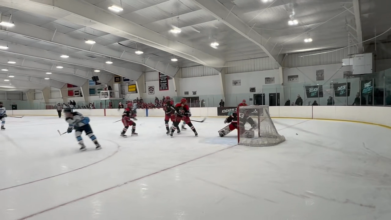 Jake Pomichter's PP Goal in front of net
