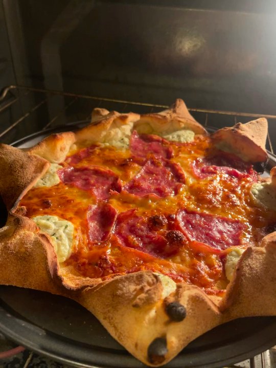 Roundabout Pizza - The baystar pizza! Got it par-cooked uncut to finish in the pan at home! (1.5hr drive for me!!!) - Pizza Near Me - Clearwater, Florida