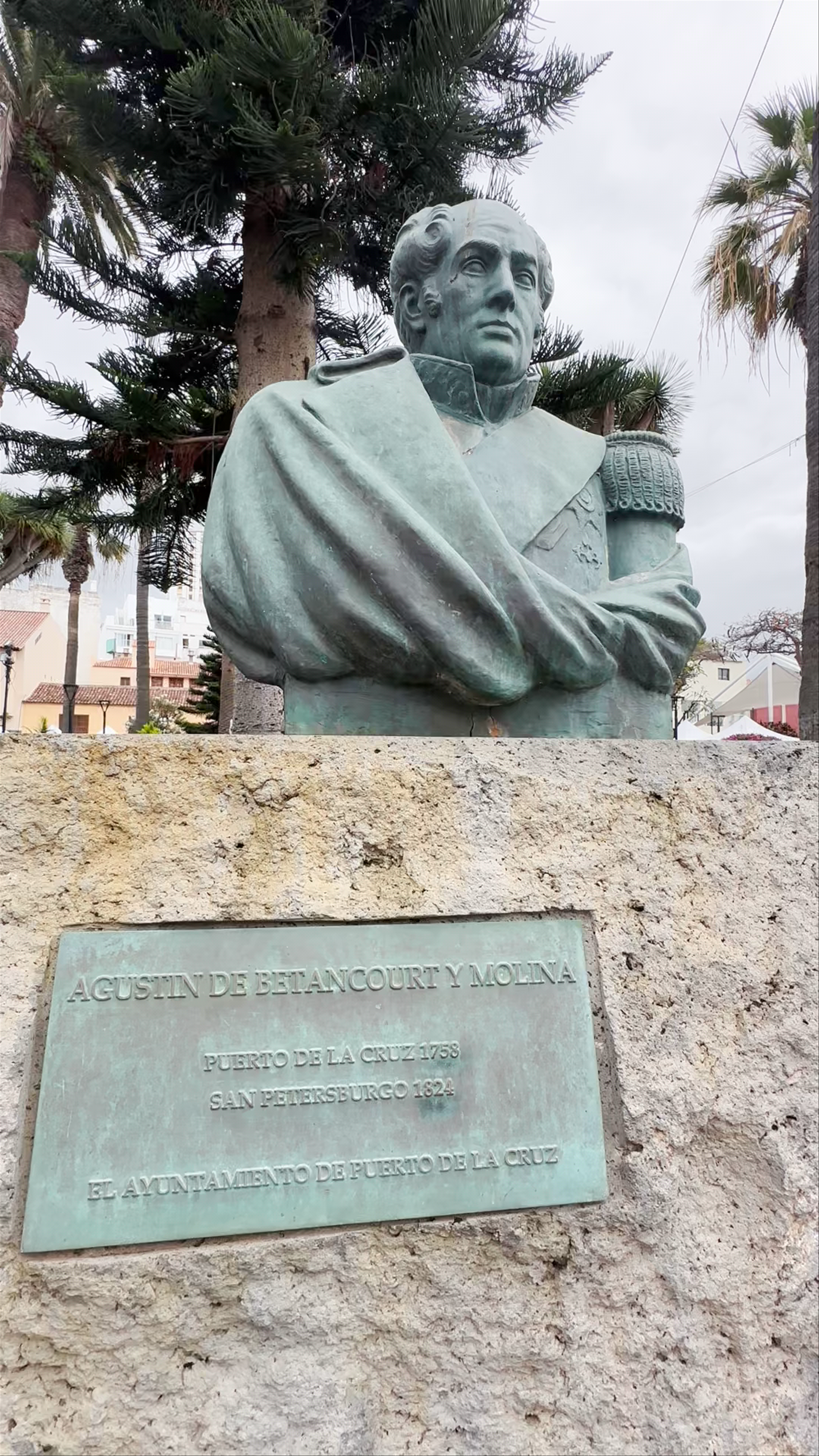 Plaza de la iglesia