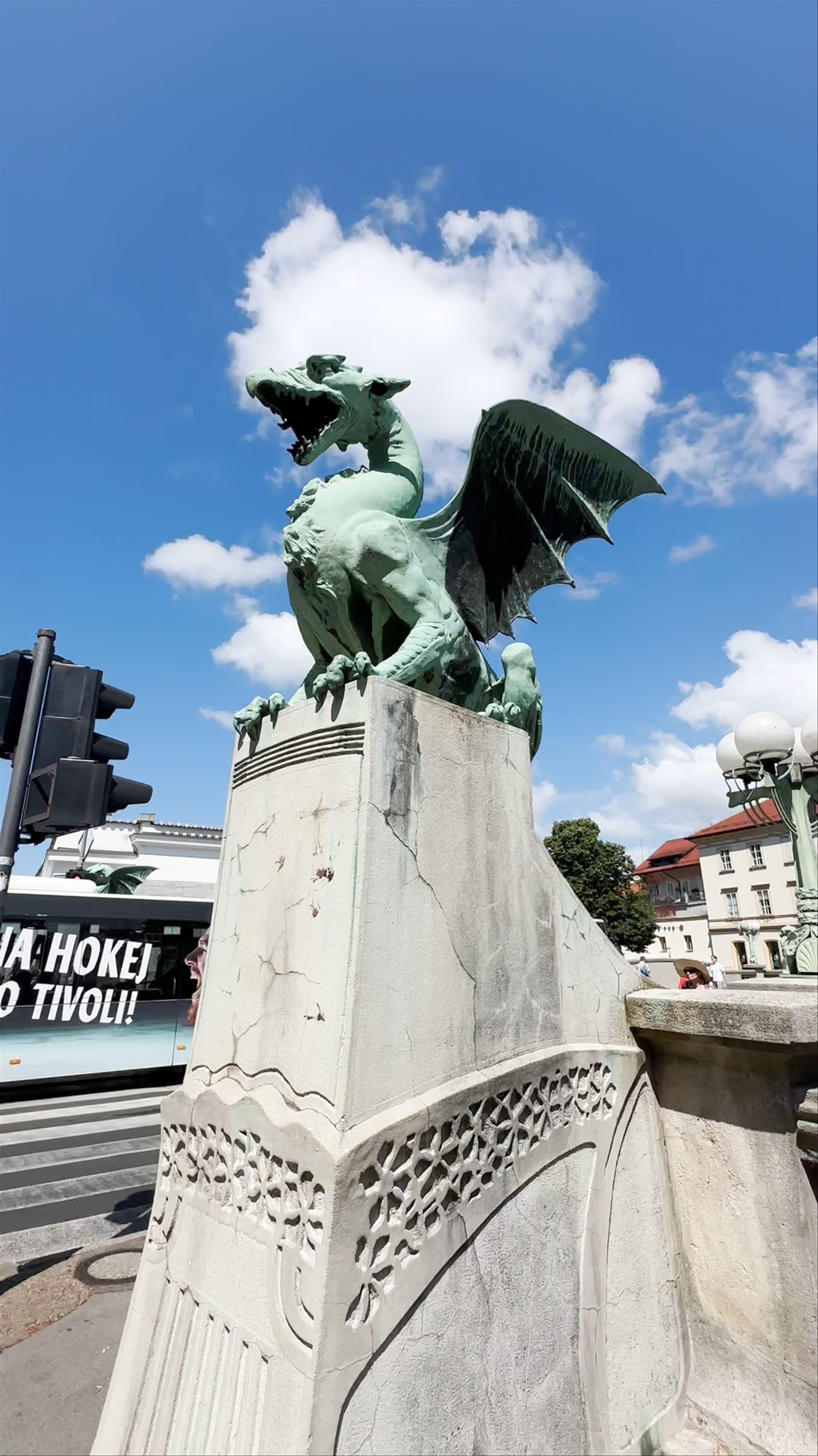 Puente de los Dragones