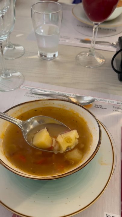 Jardines Alberto - Veggie soup - Spanish Near Me - Granada, GR