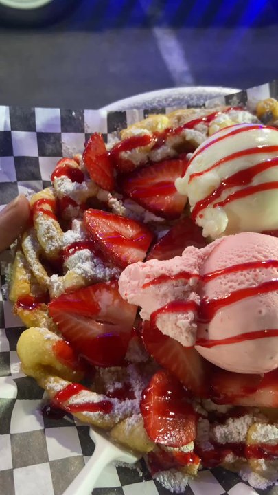 Mr Funnel Cake - Desserts Near Me - North Las Vegas , Nevada