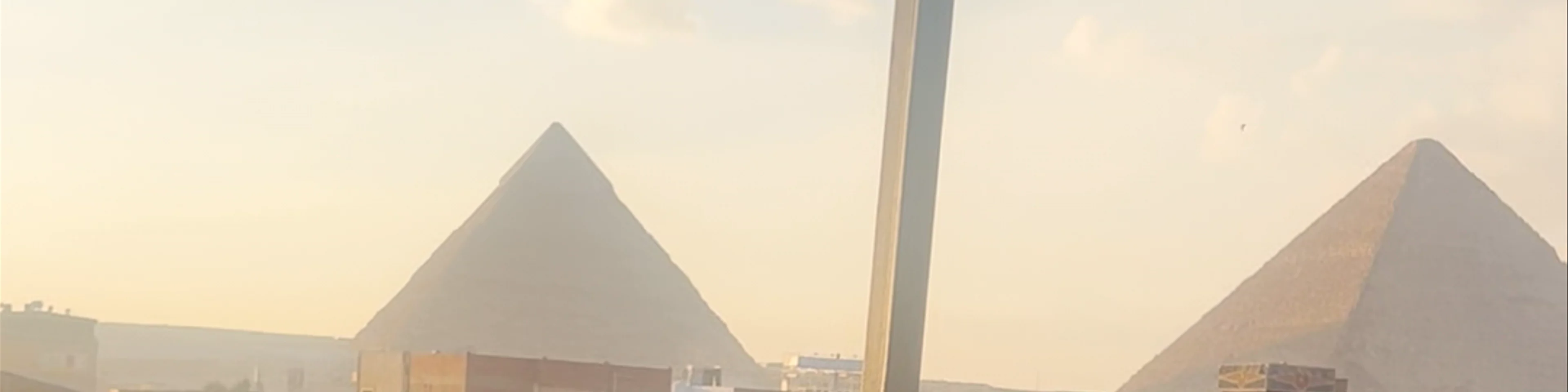 Farsha Pyramids Inn