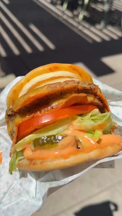 Amy's Drive Thru - Burgers Near Me - Corte Madera, California