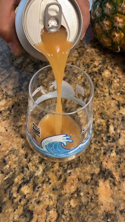 Craft Beer Kings - Slushy pour - Beer, Wine & Spirits Near Me - El Monte, California
