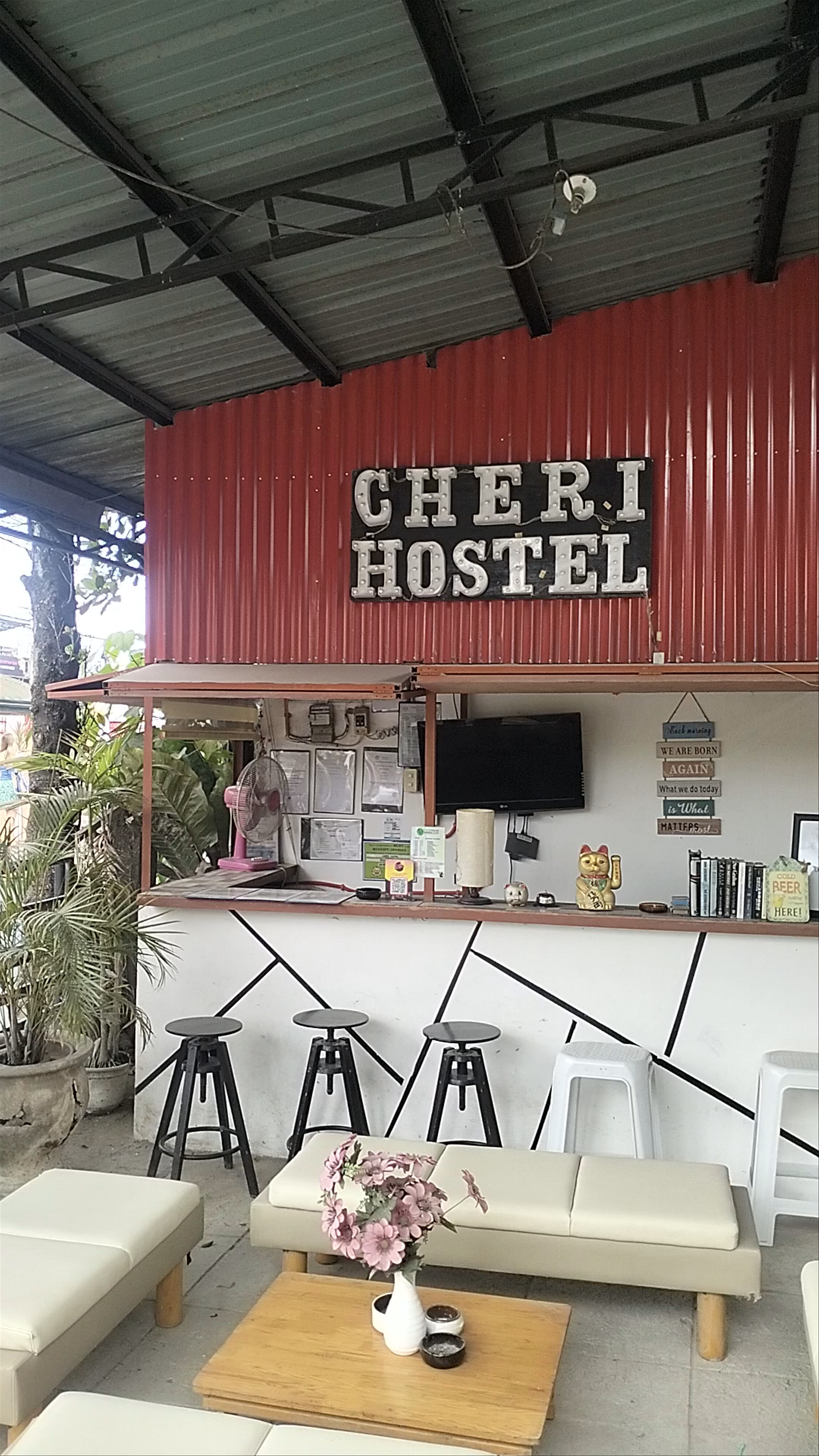 CheRi Backpacker's Hostel