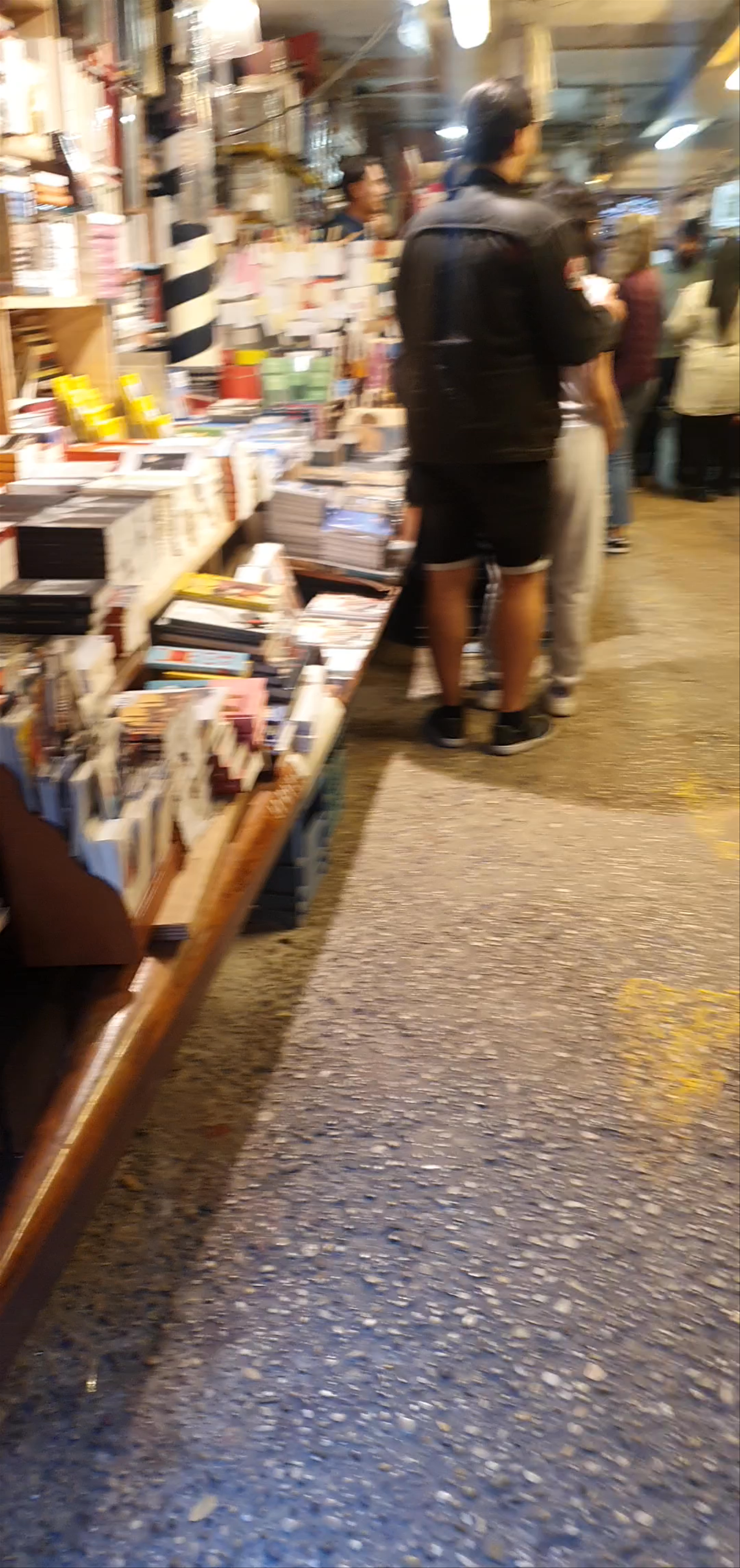 Libreria Acqua Alta: Venice’s Magical Bookstore Experience