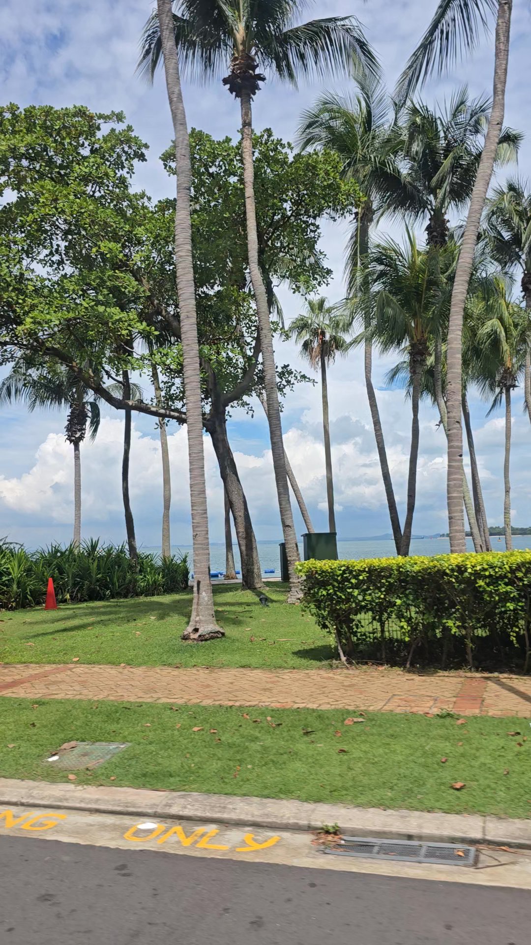 undefined of 1,711 sqft Condo for Sale in The Oceanfront @ Sentosa Cove - Project Photos 22