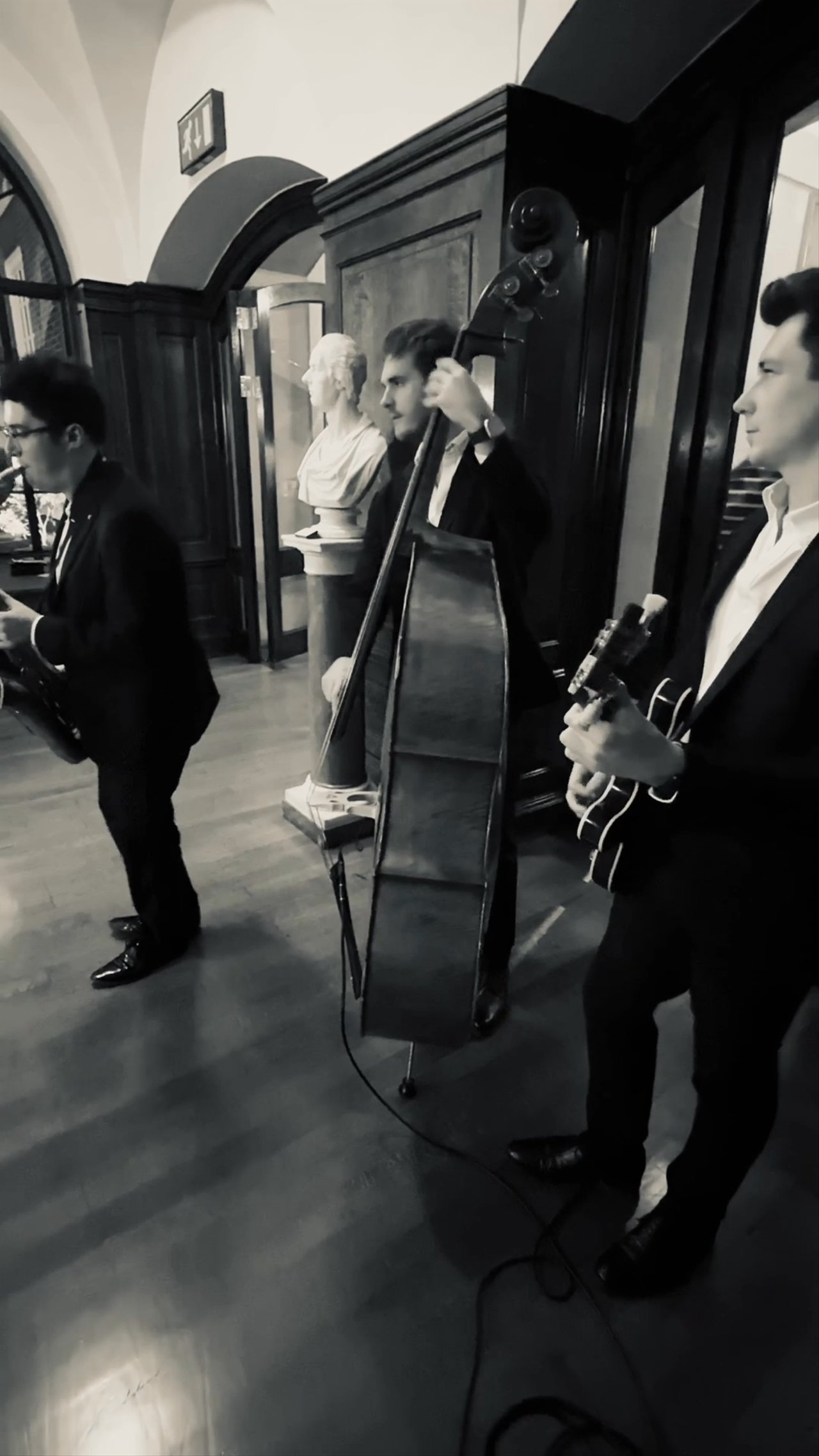 Scintillate - Jazz Trio - video