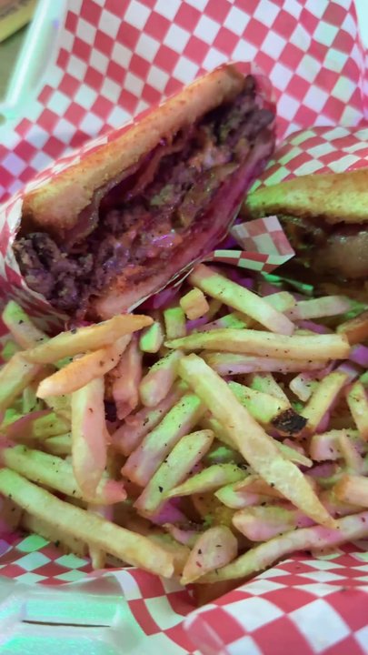 Coop by cowpig - Food + Bar + TV + Great Staff = - Chicken Shop Near Me - Tucson, Arizona