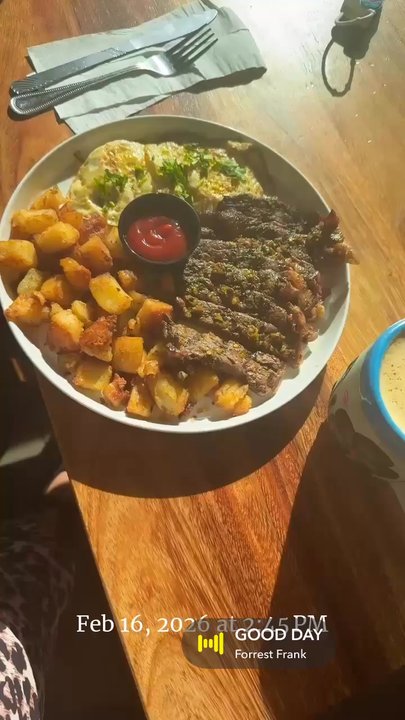 El Cafecito - The Little Coffee Shop - Details steak and eggs and chorizo burrito - Latin American Near Me - Springfield, Missouri